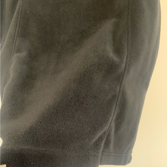 NWT Women’s Benton springs black fleece work vest zipper Coker on front. Small - Picture 6 of 9